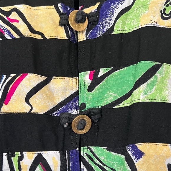 Vintage Cache Abstract Cropped Jacket – Gold Buttons & Dangling Charms - Picture 3 of 7